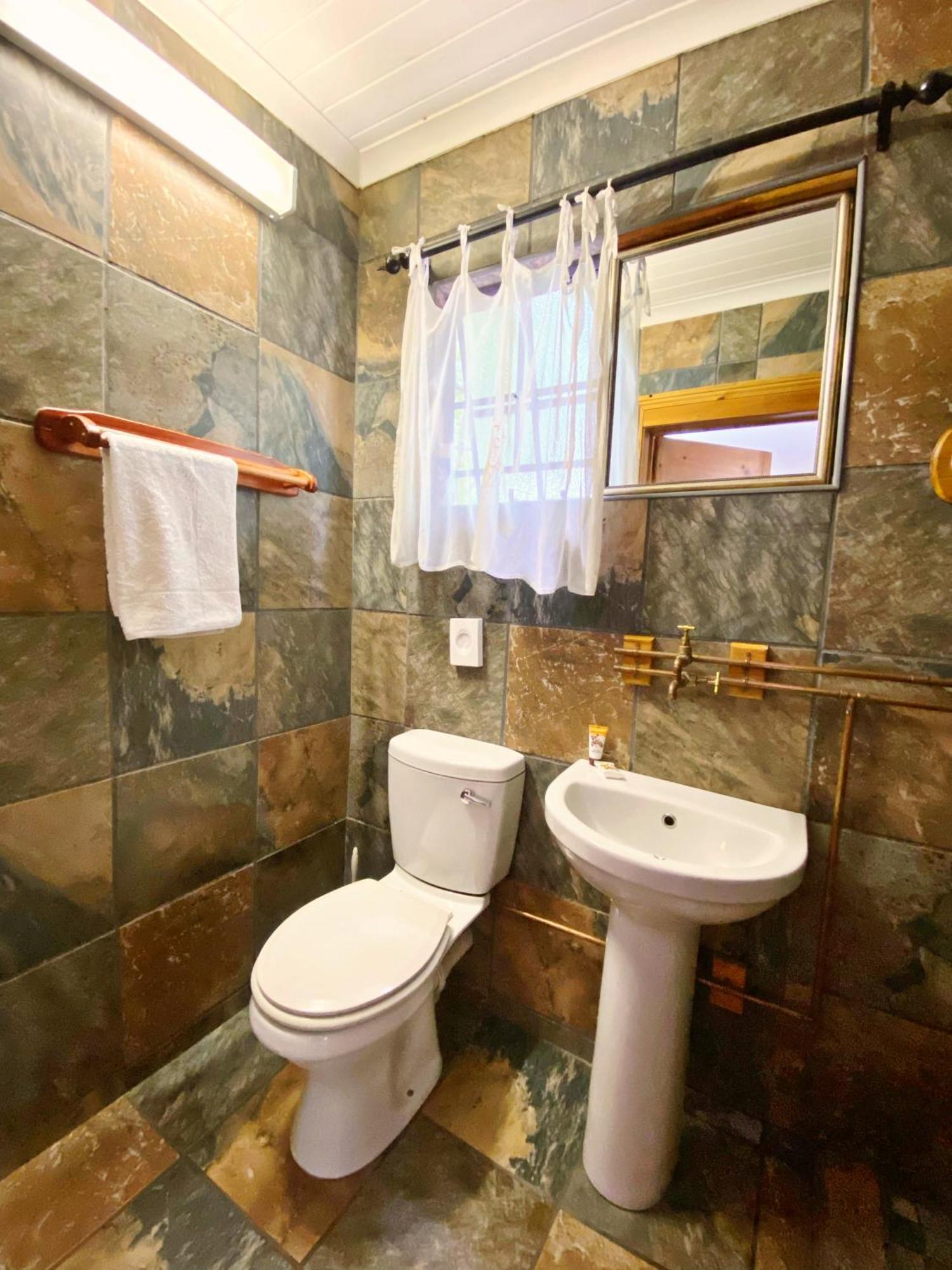 Collett House And Lavender Cottage Clarens Esterno foto