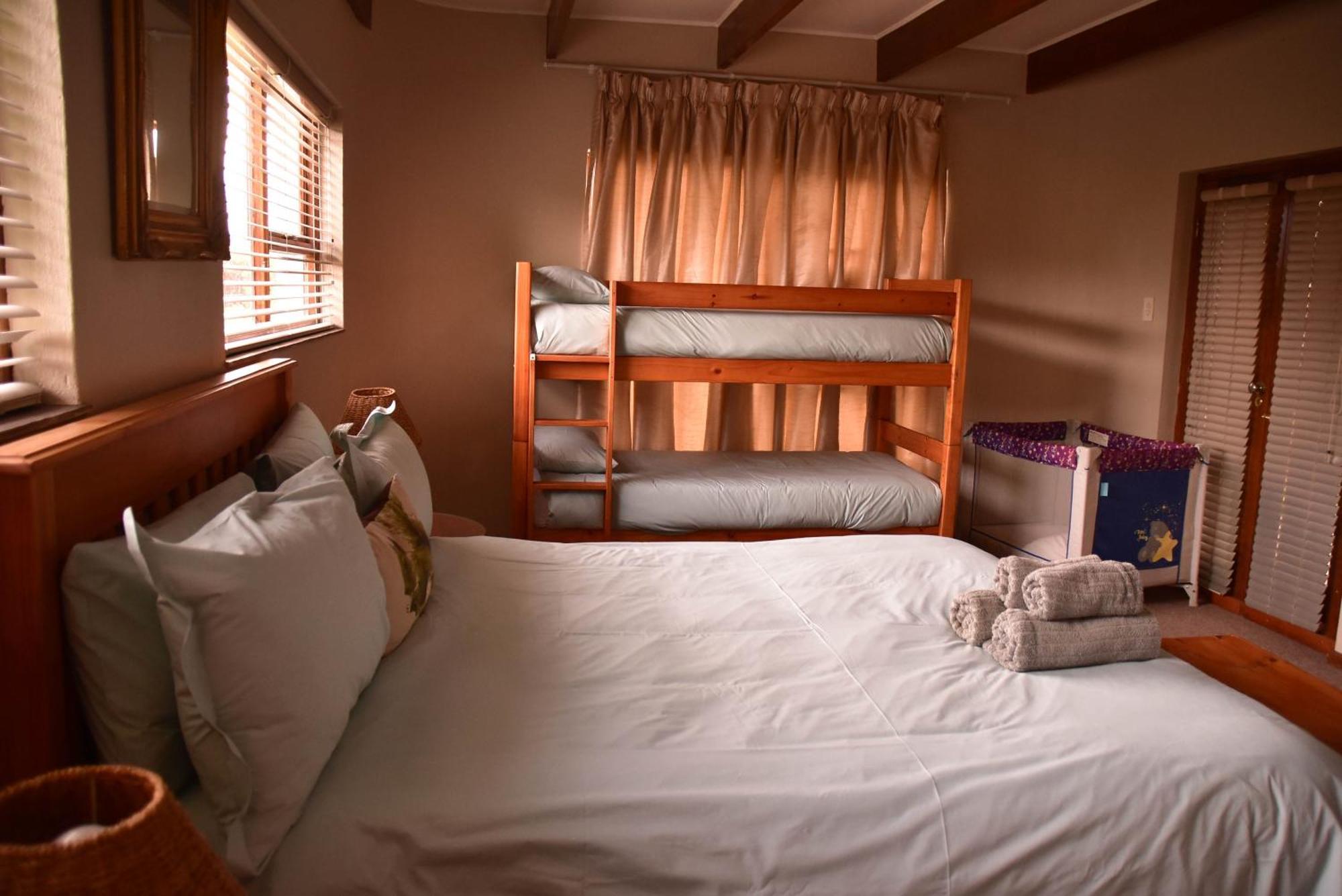 Collett House And Lavender Cottage Clarens Esterno foto